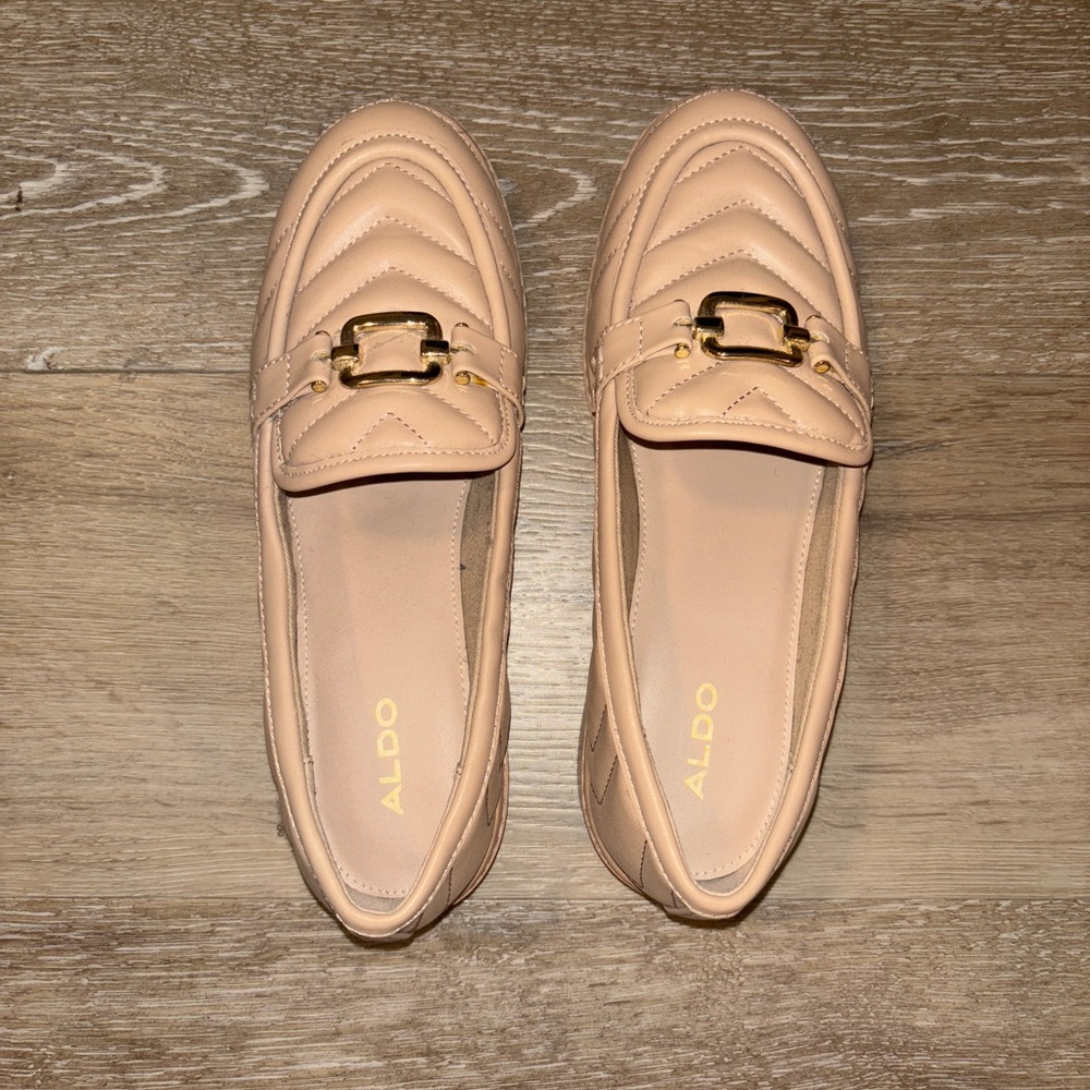 Aldo Gold Buckle Loafers – Size 8 – Chevron Texture – Like New